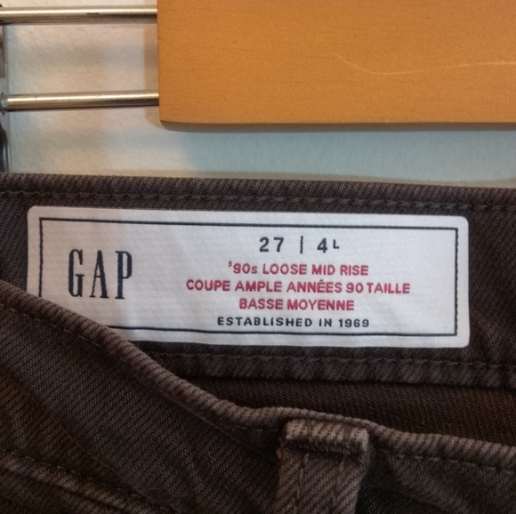 Deep brown 90's loose mid rise jeans from GAP (Size 27) - Picture 3 of 5